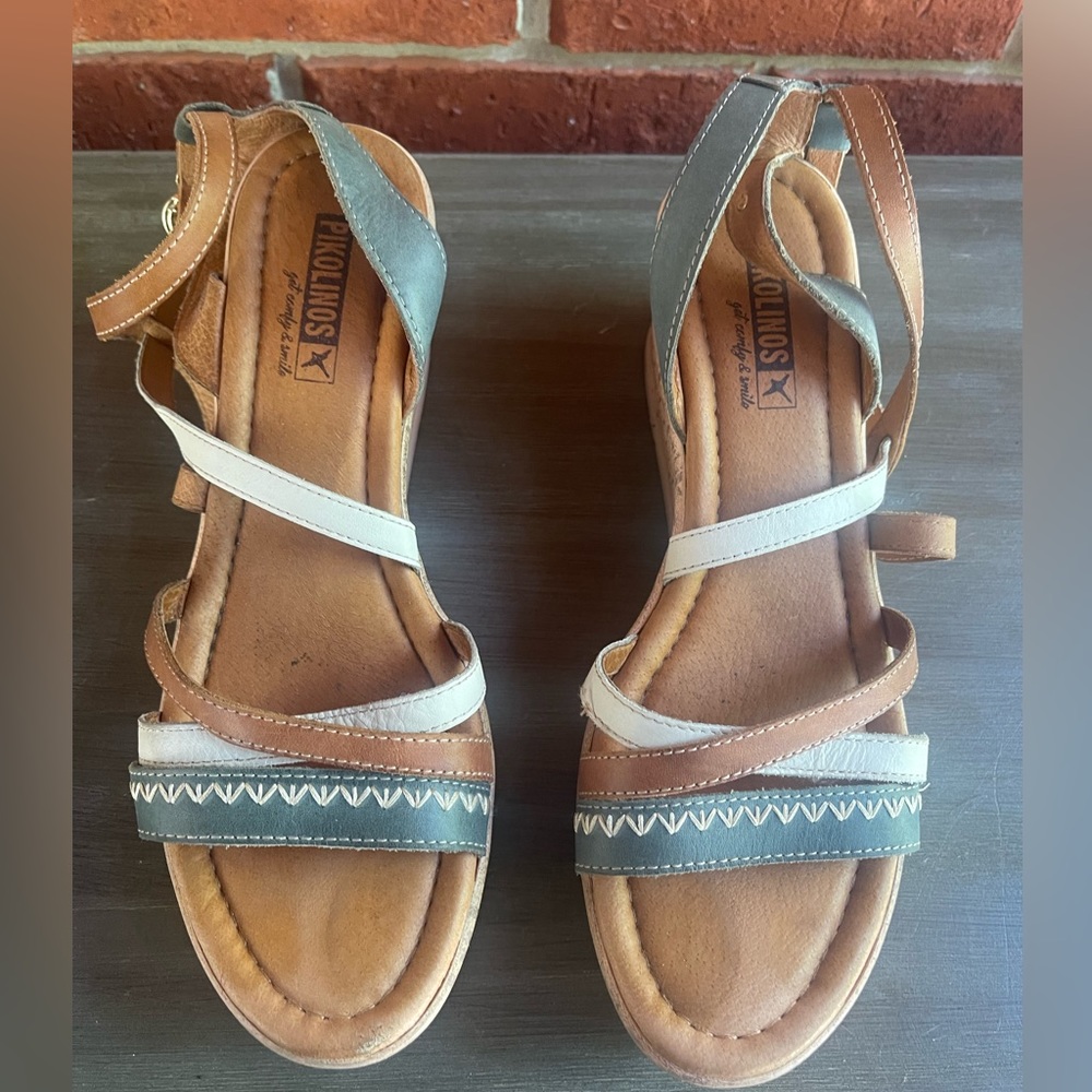 🌞Pikolinos Strappy Wedge Sandal